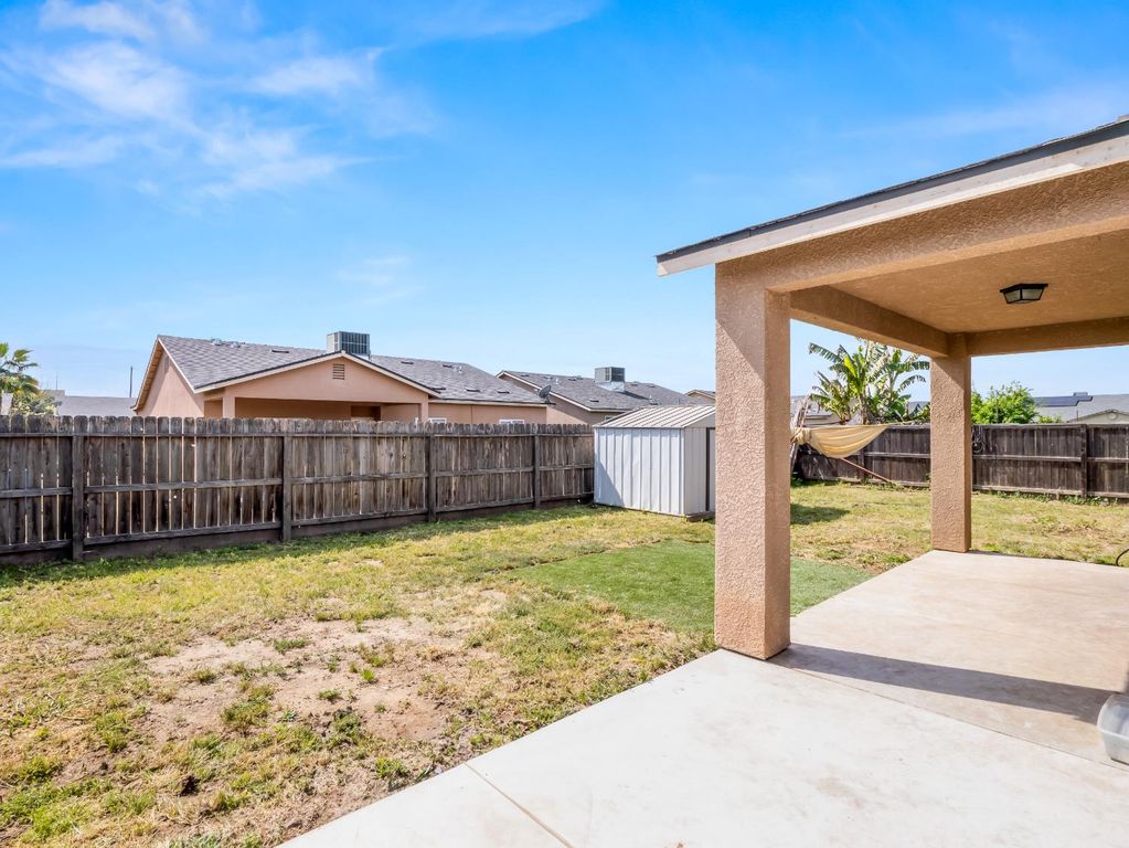 Image 24 of property listing at 337 Ramona Street, Orange Cove, CA 93646