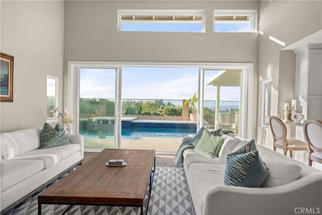 6691 E Smokewood, Anaheim Hills, CA 92807