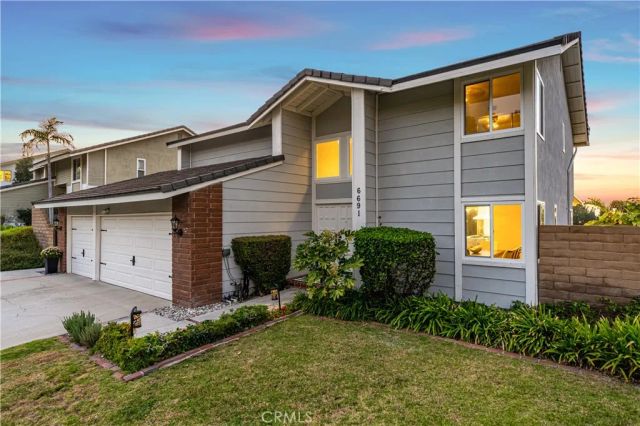 6691 E Smokewood, Anaheim Hills, CA 92807