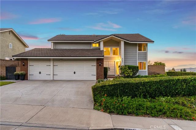 6691 E Smokewood, Anaheim Hills, CA 92807