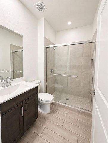 823 SE 17th Street, Homestead, FL 33034