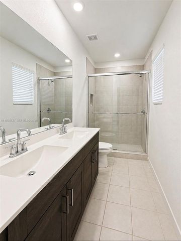 823 SE 17th Street, Homestead, FL 33034