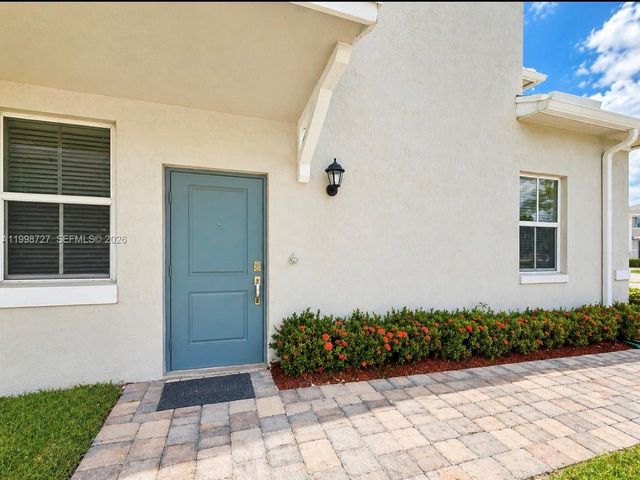 823 SE 17th Street, Homestead, FL 33034