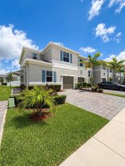 823 SE 17th Street, Homestead, FL 33034