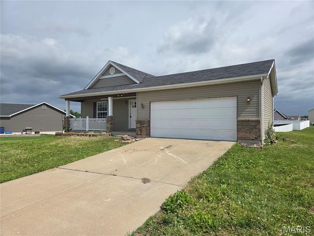 3 Running River Court, Moscow Mills, MO 63362