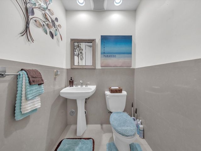 3055 NW 126th Avenue 108, Sunrise, FL 33323