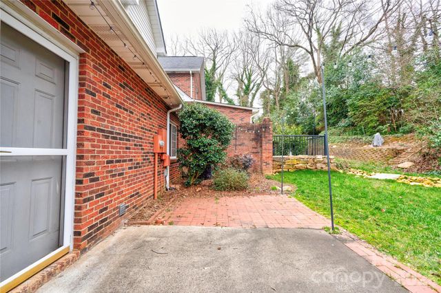 174 Columns Circle, Shelby, NC 28150