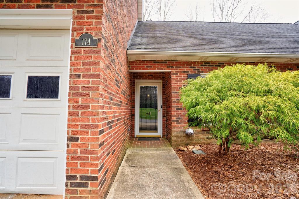 174 Columns Circle, Shelby, NC 28150