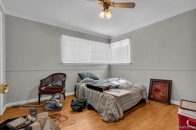 18979 Whitby Street, Livonia, MI 48152