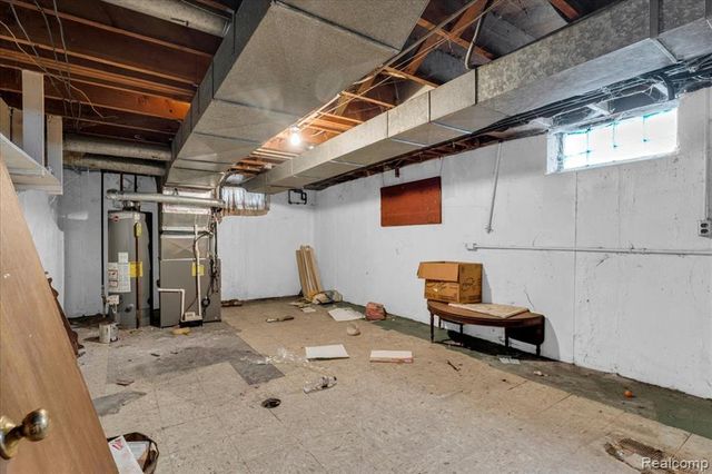 18979 Whitby Street, Livonia, MI 48152