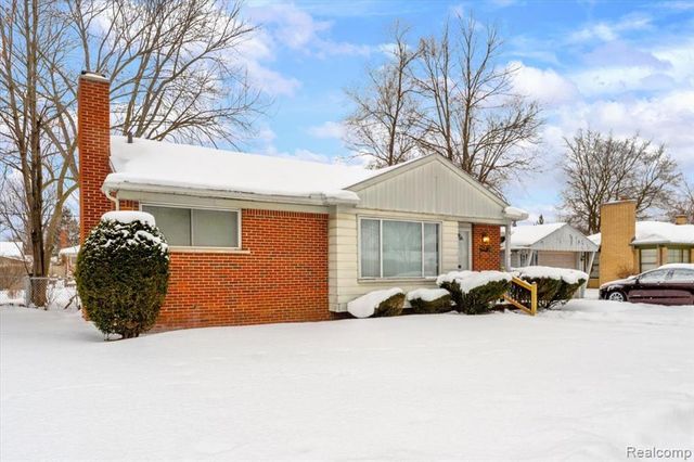 18979 Whitby Street, Livonia, MI 48152