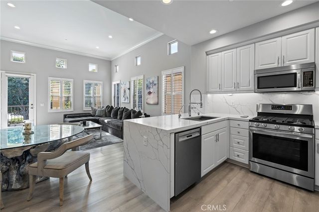 16 Serenity, Irvine, CA 92618