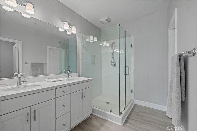 16 Serenity, Irvine, CA 92618