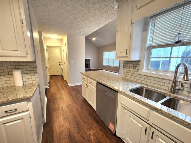 1645 Rushing River Way, Suwanee, GA 30024