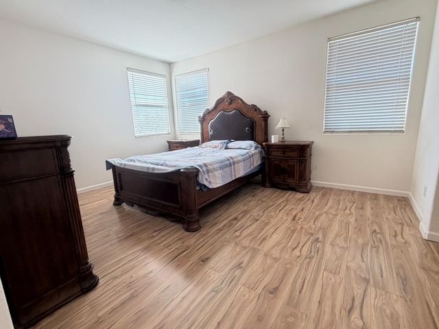 9742 Dartmoor Way, Elk Grove, CA 95757