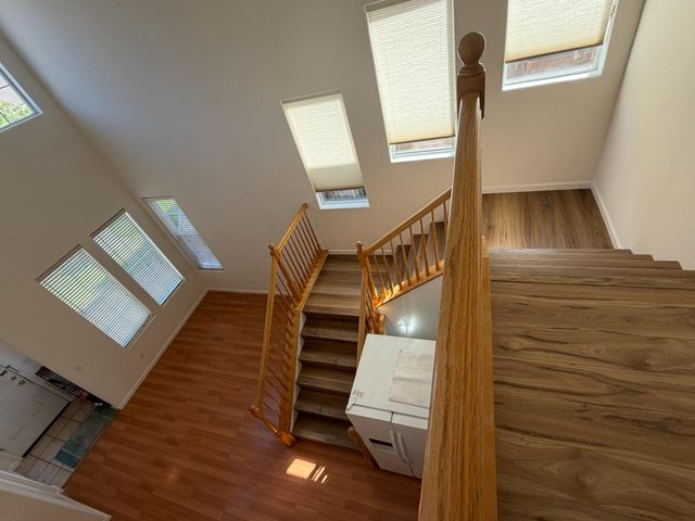 9742 Dartmoor Way, Elk Grove, CA 95757