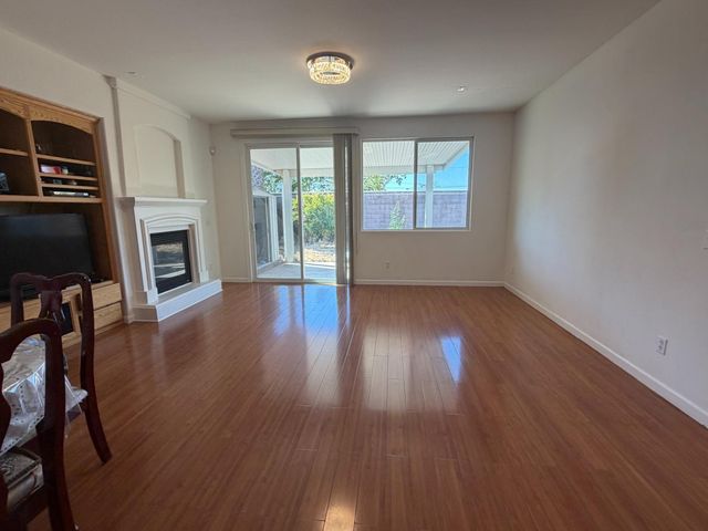 9742 Dartmoor Way, Elk Grove, CA 95757