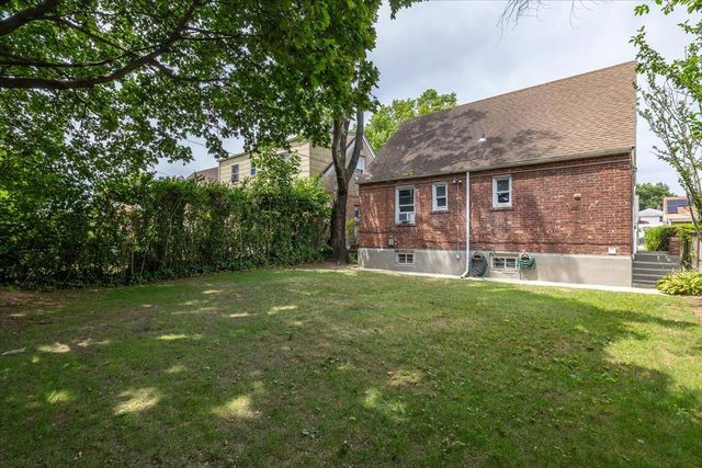 22324 Murdock Avenue, Queens Village, NY 11429