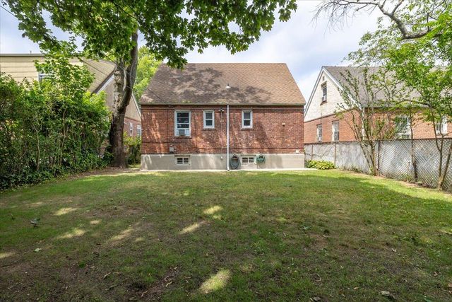 22324 Murdock Avenue, Queens Village, NY 11429