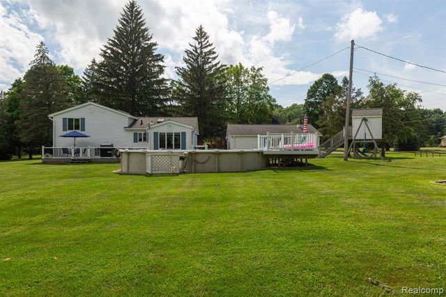 9026 Woodside Road, Northville, MI 48167