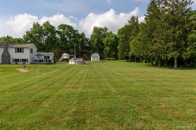 9026 Woodside Road, Northville, MI 48167