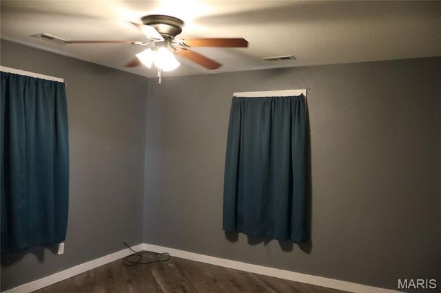 725 W Bain, Dexter, MO 63841