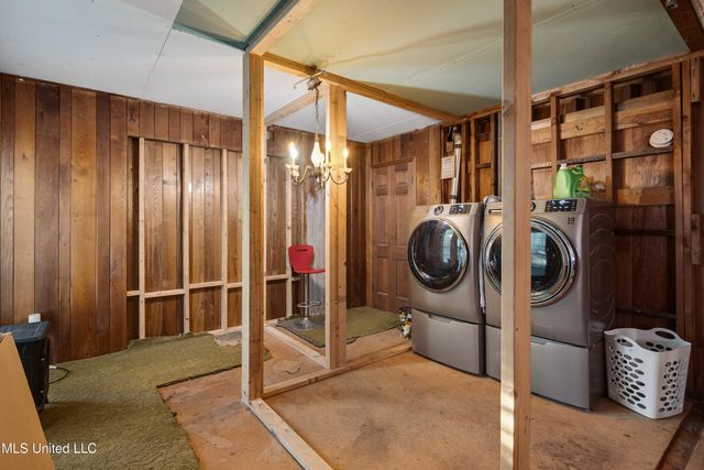 1777 E Starlanding Road, Southaven, MS 38651