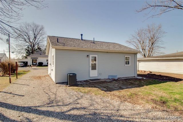 907 W Exchange Street, Jerseyville, IL 62052