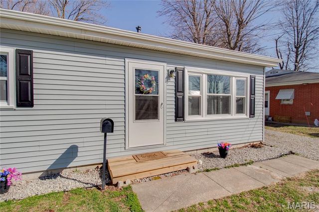 907 W Exchange Street, Jerseyville, IL 62052