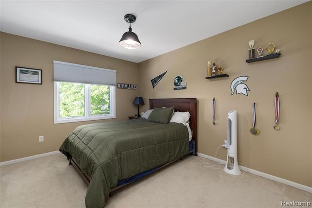 4617 Waterbury Drive, Clarkston, MI 48348