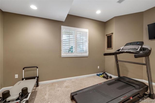 4617 Waterbury Drive, Clarkston, MI 48348