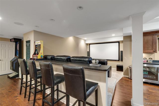 4617 Waterbury Drive, Clarkston, MI 48348