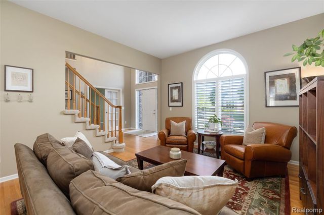 4617 Waterbury Drive, Clarkston, MI 48348