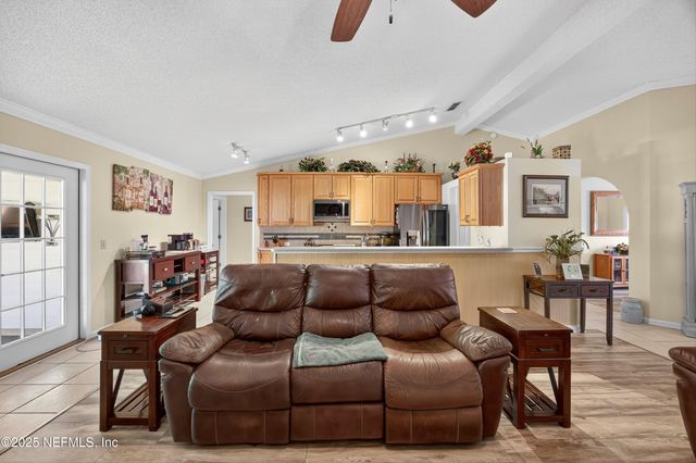 8959 BLAINE MEADOWS Drive, Jacksonville, FL 32257