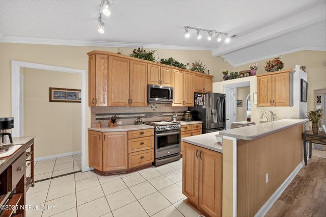 8959 BLAINE MEADOWS Drive, Jacksonville, FL 32257