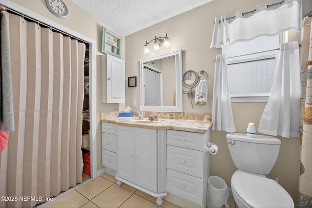 8959 BLAINE MEADOWS Drive, Jacksonville, FL 32257
