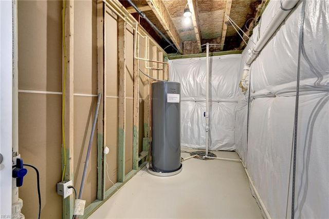 6416 Brightwell CT, Williamsburg, VA 23188