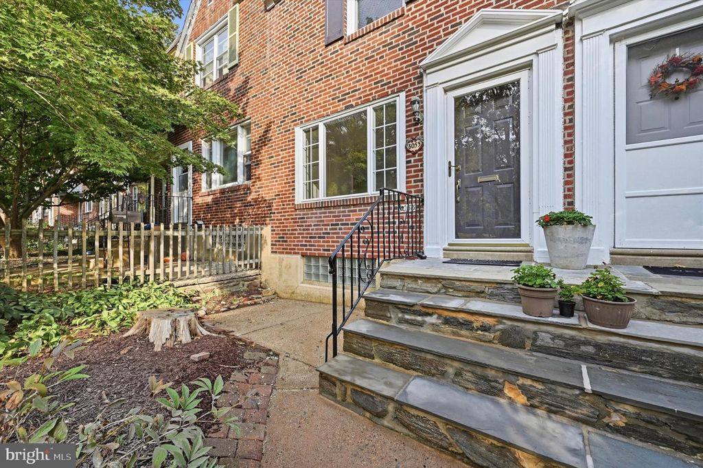 8053 WINSTON RD, PHILADELPHIA, PA 19118 — photo 2
