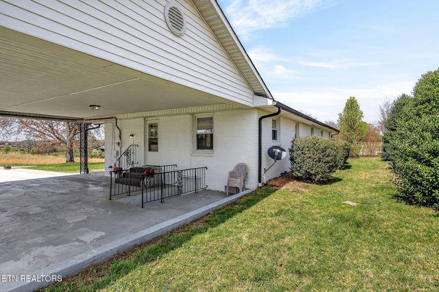 2244 Shipley School Rd, Cookeville, TN 38501