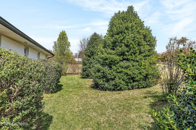 2244 Shipley School Rd, Cookeville, TN 38501