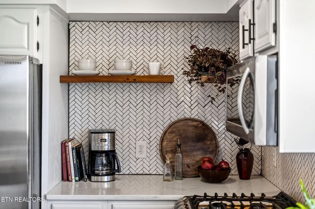 2244 Shipley School Rd, Cookeville, TN 38501