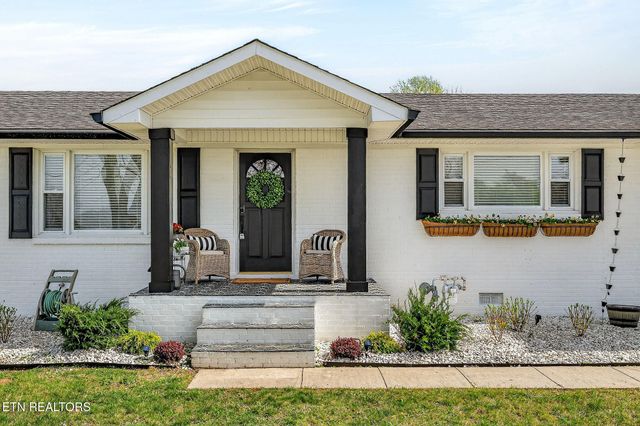 2244 Shipley School Rd, Cookeville, TN 38501