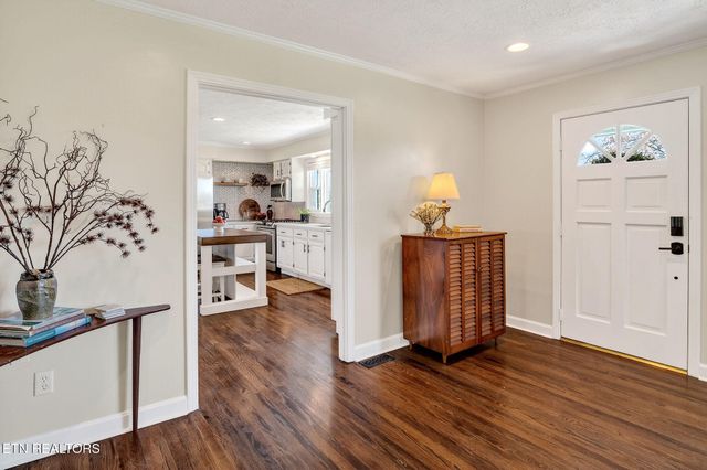 2244 Shipley School Rd, Cookeville, TN 38501