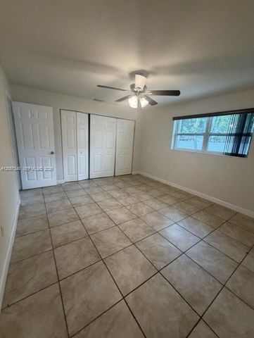 260 NW Dr 260 260, Miami, FL 33126