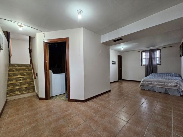 1207 Rolling Meadows Road, Marshalltown, IA 50158