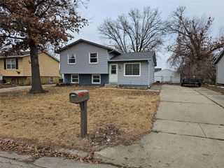 1207 Rolling Meadows Road, Marshalltown, IA 50158