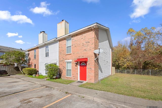 8091 Bayou Fountain Ave, Baton Rouge, LA 70820