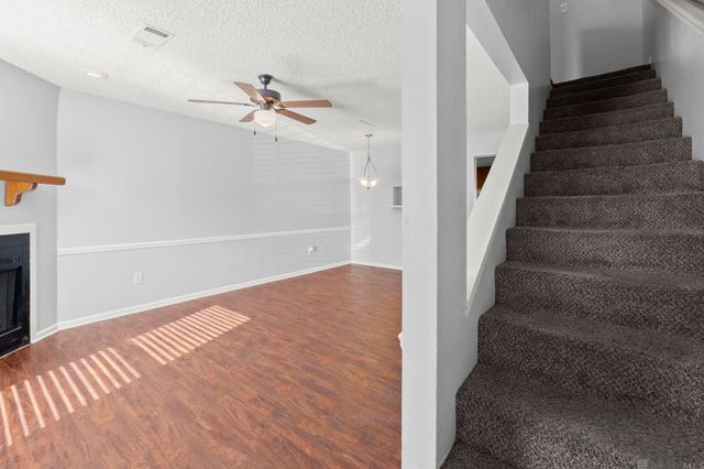 8091 Bayou Fountain Ave, Baton Rouge, LA 70820