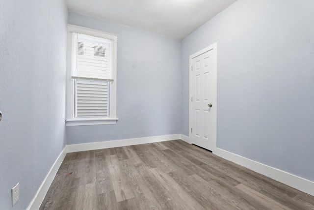 1961 S Congo AVENUE, Milwaukee, WI 53204