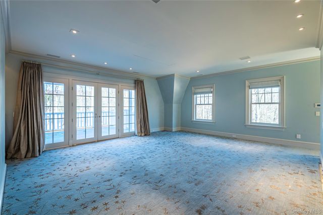 12 Cowdray Park Drive, Armonk, NY 10504